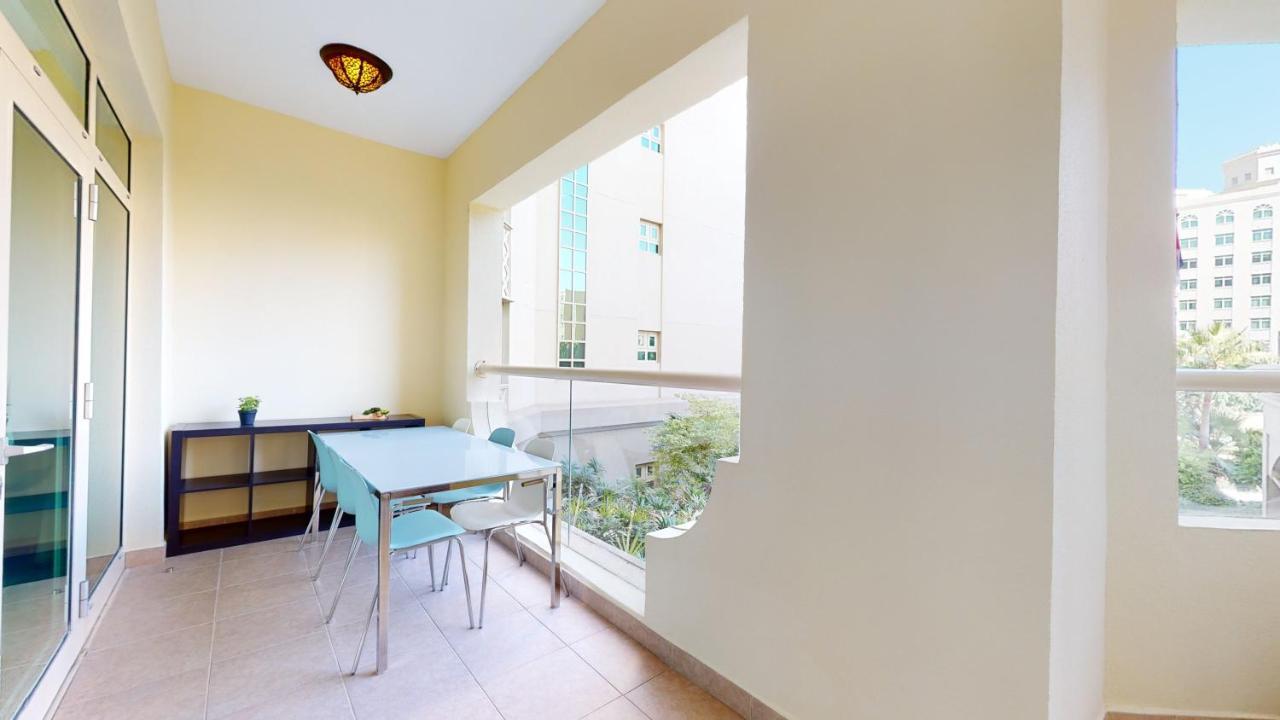 Apartment Elegant 2 Bedroom With Access *