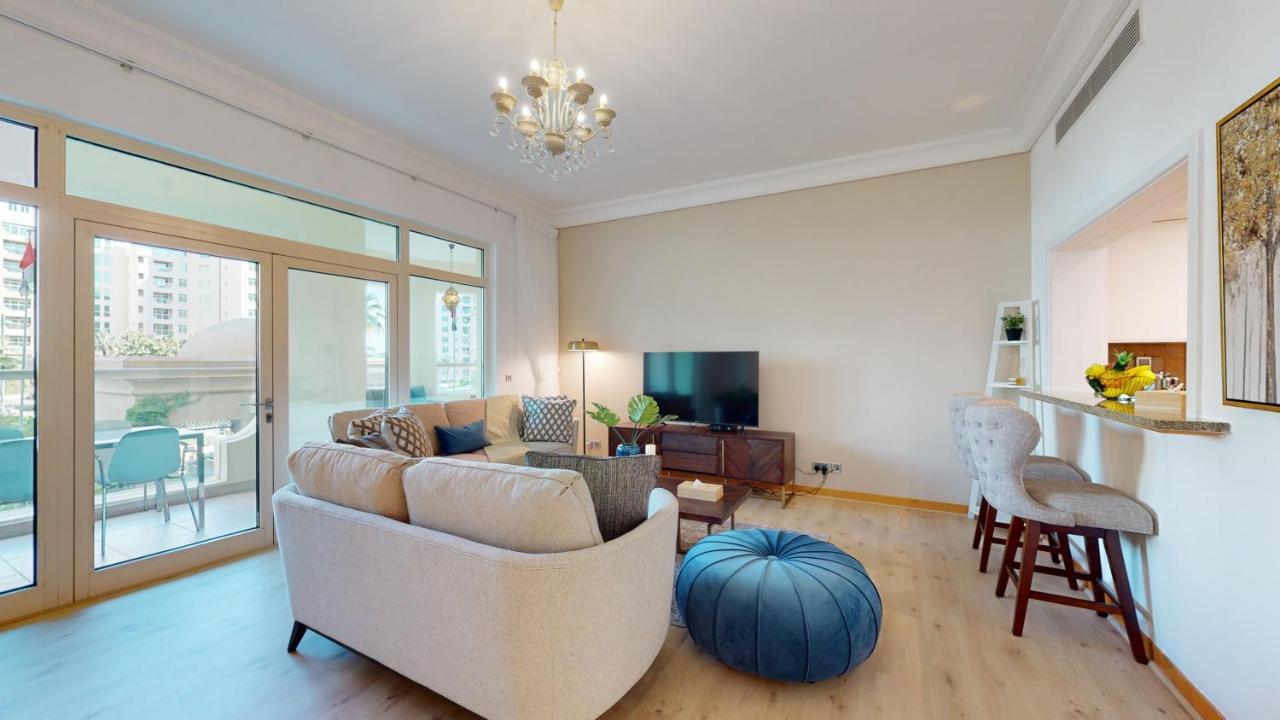 Apartment Elegant 2 Bedroom With Access Dubai