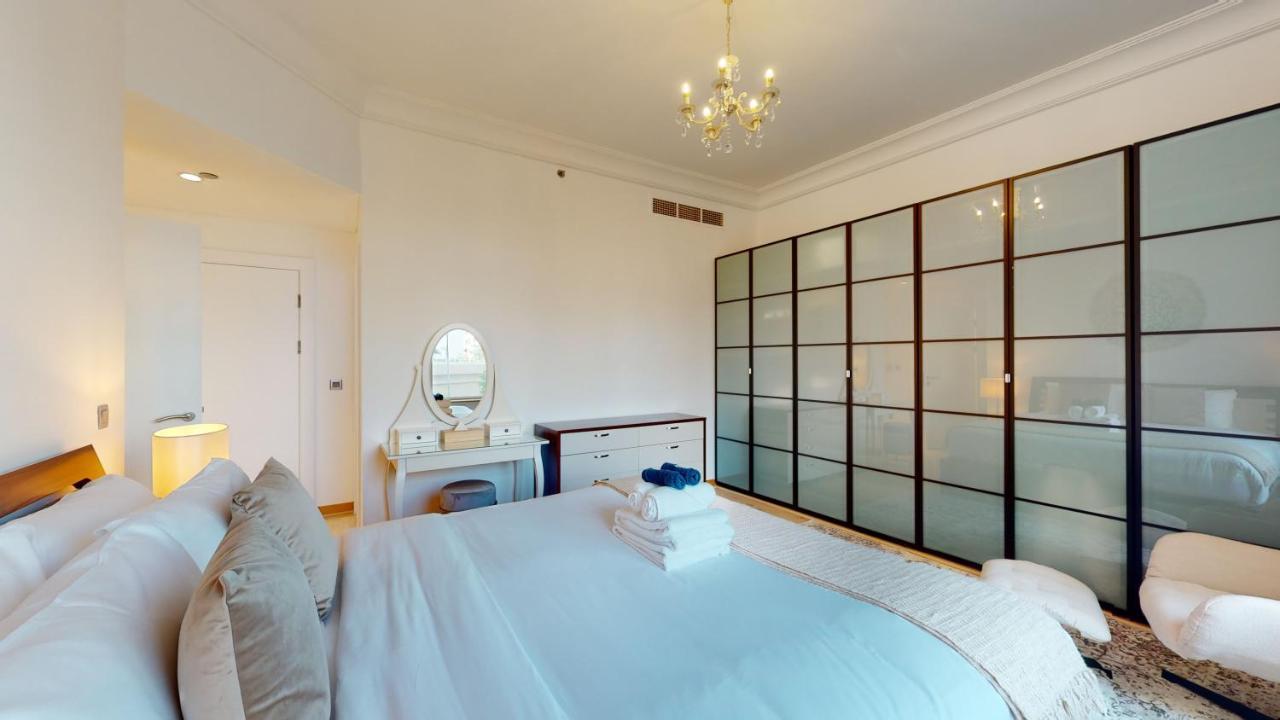 Apartment Elegant 2 Bedroom With Access