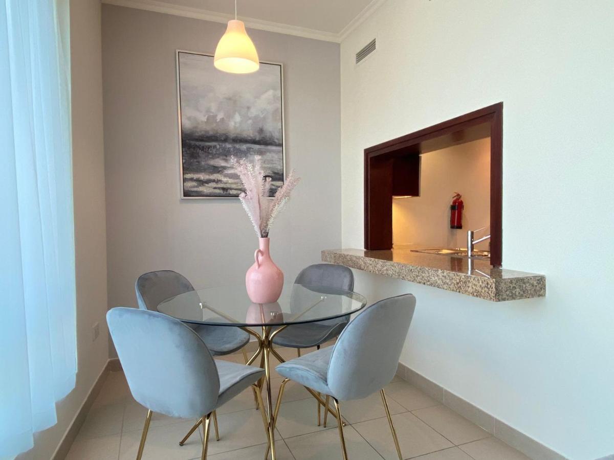 Durrani Homes - Elegant 1br At Burj Views Apartment *