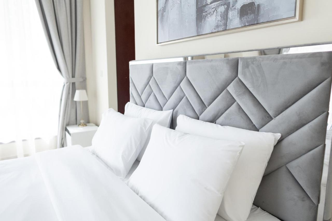 Happy Season - Jbr Apartments, Beach Front, Top Furnished *