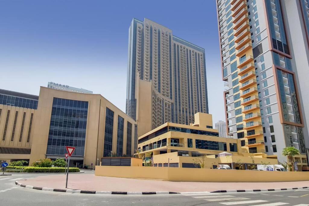 Ferienhaus 5-star Address Marina Mall Stunning Marina Views 3-bedroom