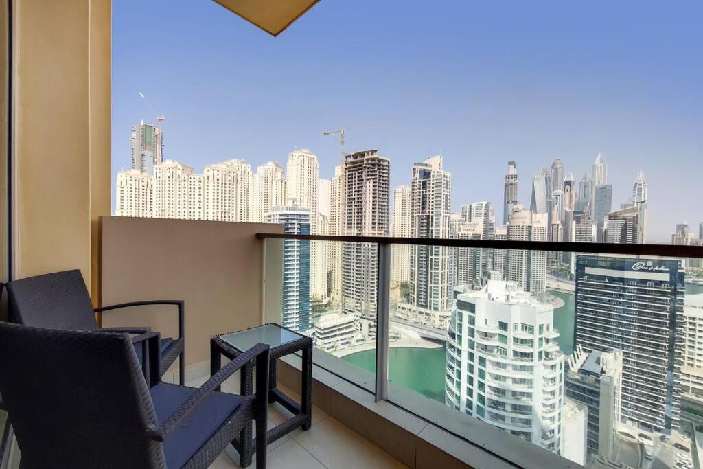 5-star Address Marina Mall Stunning Marina Views 3-bedroom * Dubai