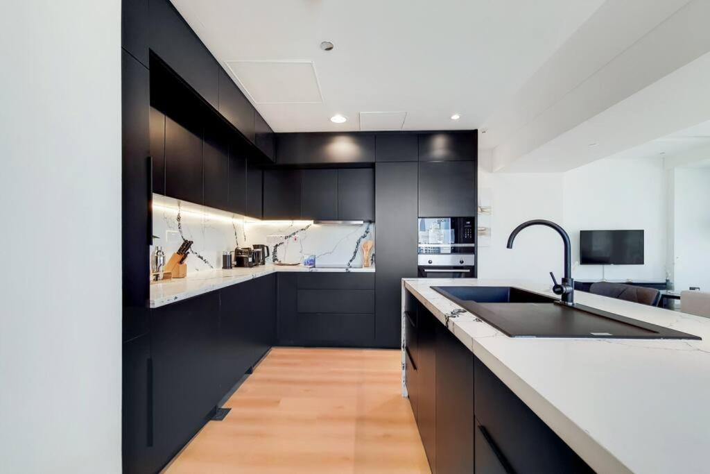 Ferienhaus 5-star Address Marina Mall Stunning Marina Views 3-bedroom *