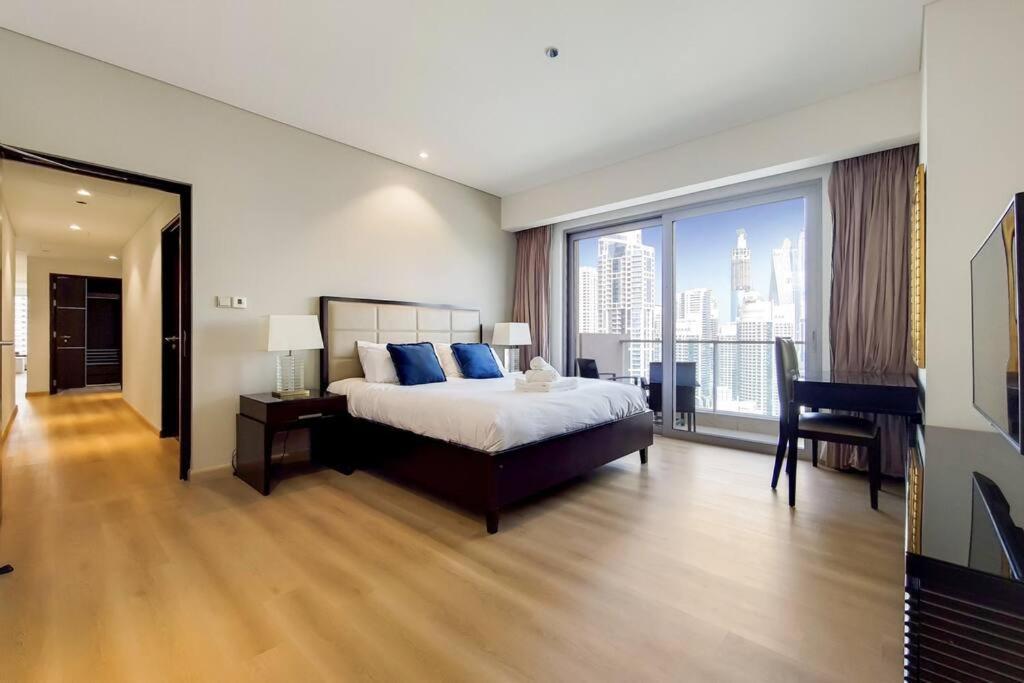 5-star Address Marina Mall Stunning Marina Views 3-bedroom Ferienhaus *