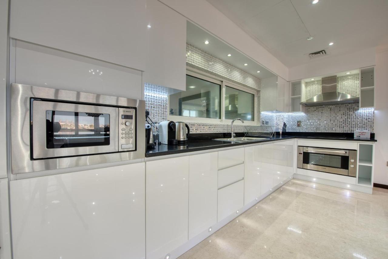 Tiara Ruby, Palm Jumeirah - Mint Apartment