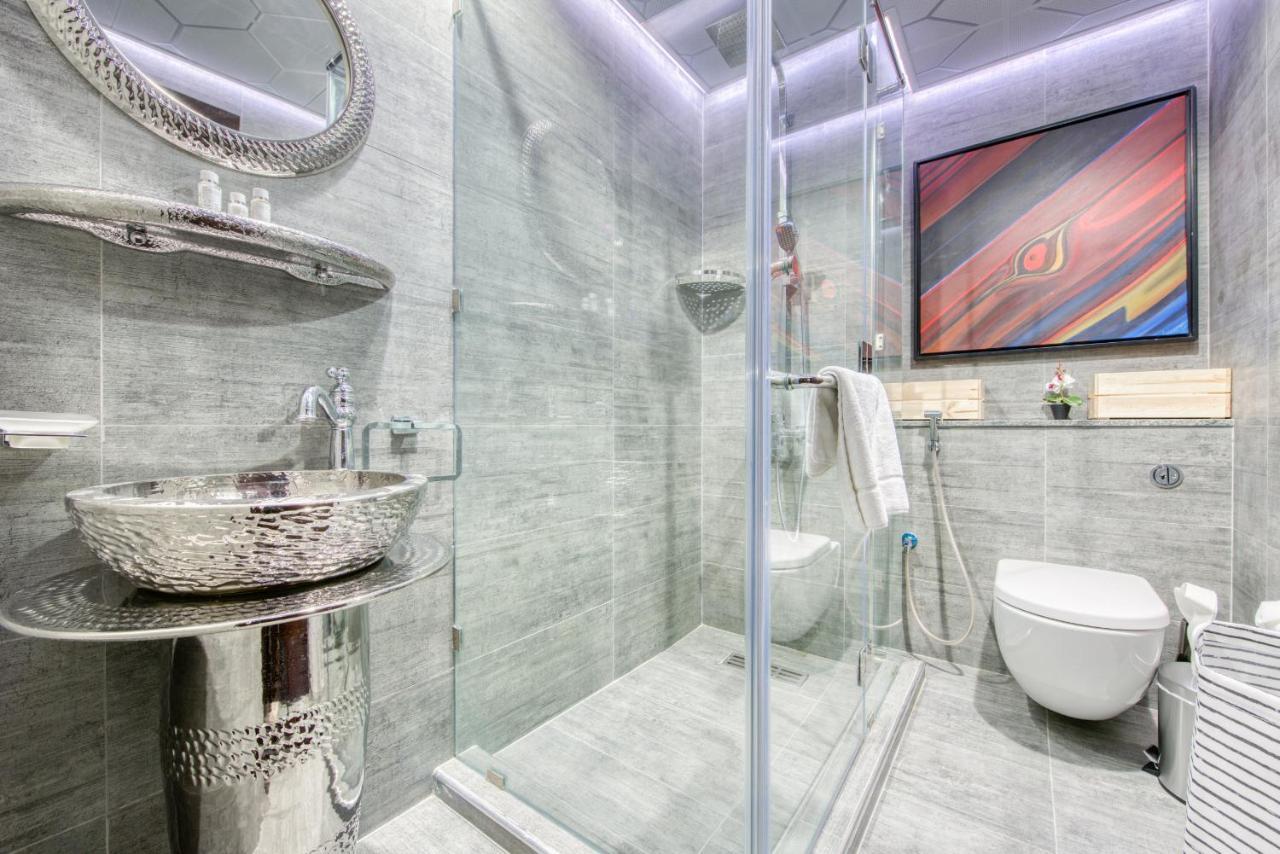 Tiara Ruby, Palm Jumeirah - Mint Apartment