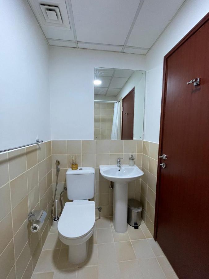 Apartment Affordable And Located Studio In Jbr Sadaf *