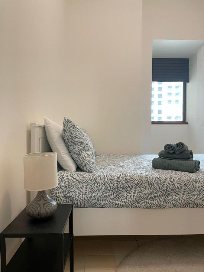 Apartment Affordable And Located Studio In Jbr Sadaf Dubai