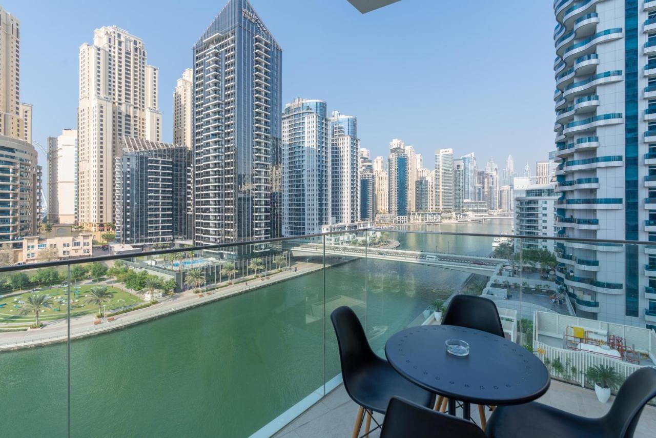 Apartment Vacay Lettings - Waterfront Luxury With Full Marina View *