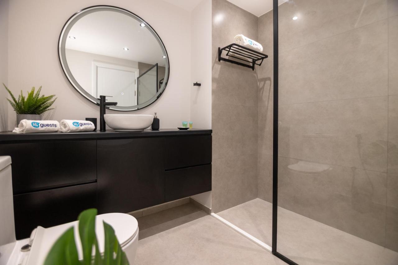 Apartment Higuests Dubai