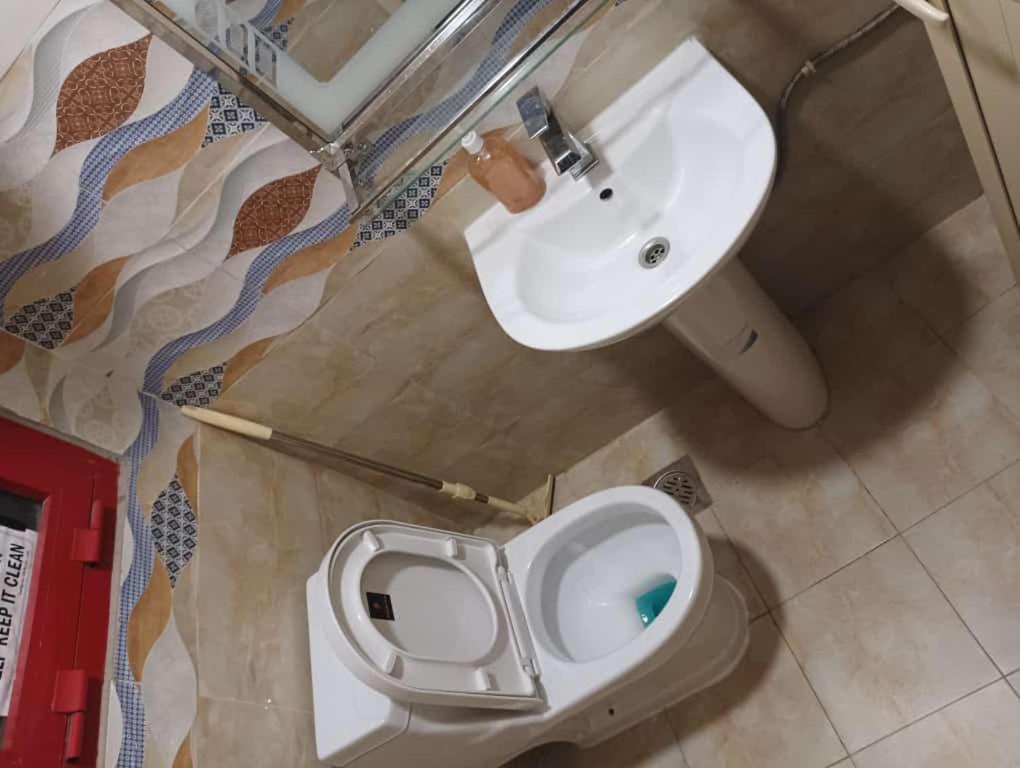 Apartment Moon Backpackers , Al Rigga , Partition For Couples And For Singles