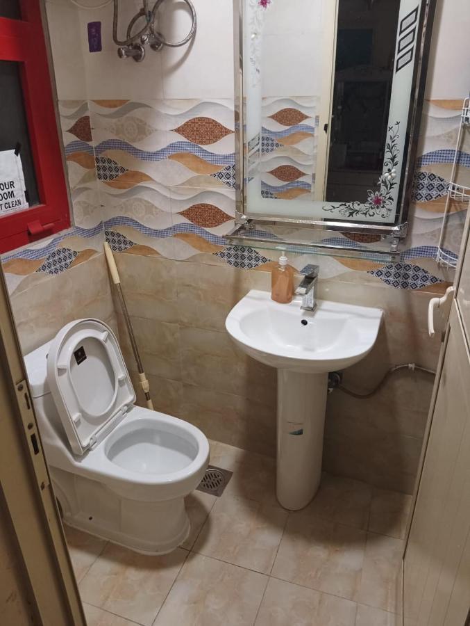 Moon Backpackers , Al Rigga , Partition For Couples And For Singles Apartment Dubai