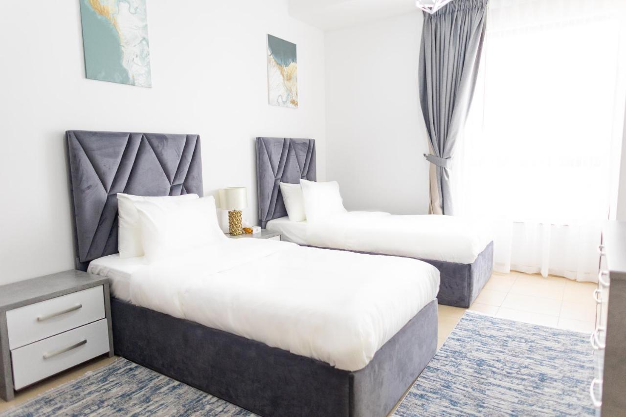 Happy Season - Jbr Apartments, Beach Front, Top Furnished Apartment *