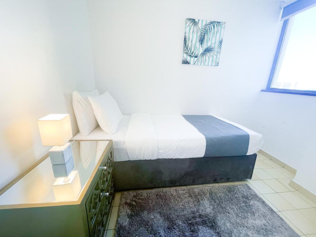 Happy Season - Jbr Apartments, Beach Front, Top Furnished *
