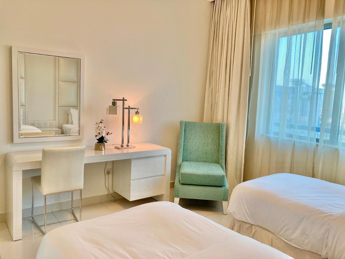 Superhost - High-rise Chic Apt With Incredible Skyline Views Daire *