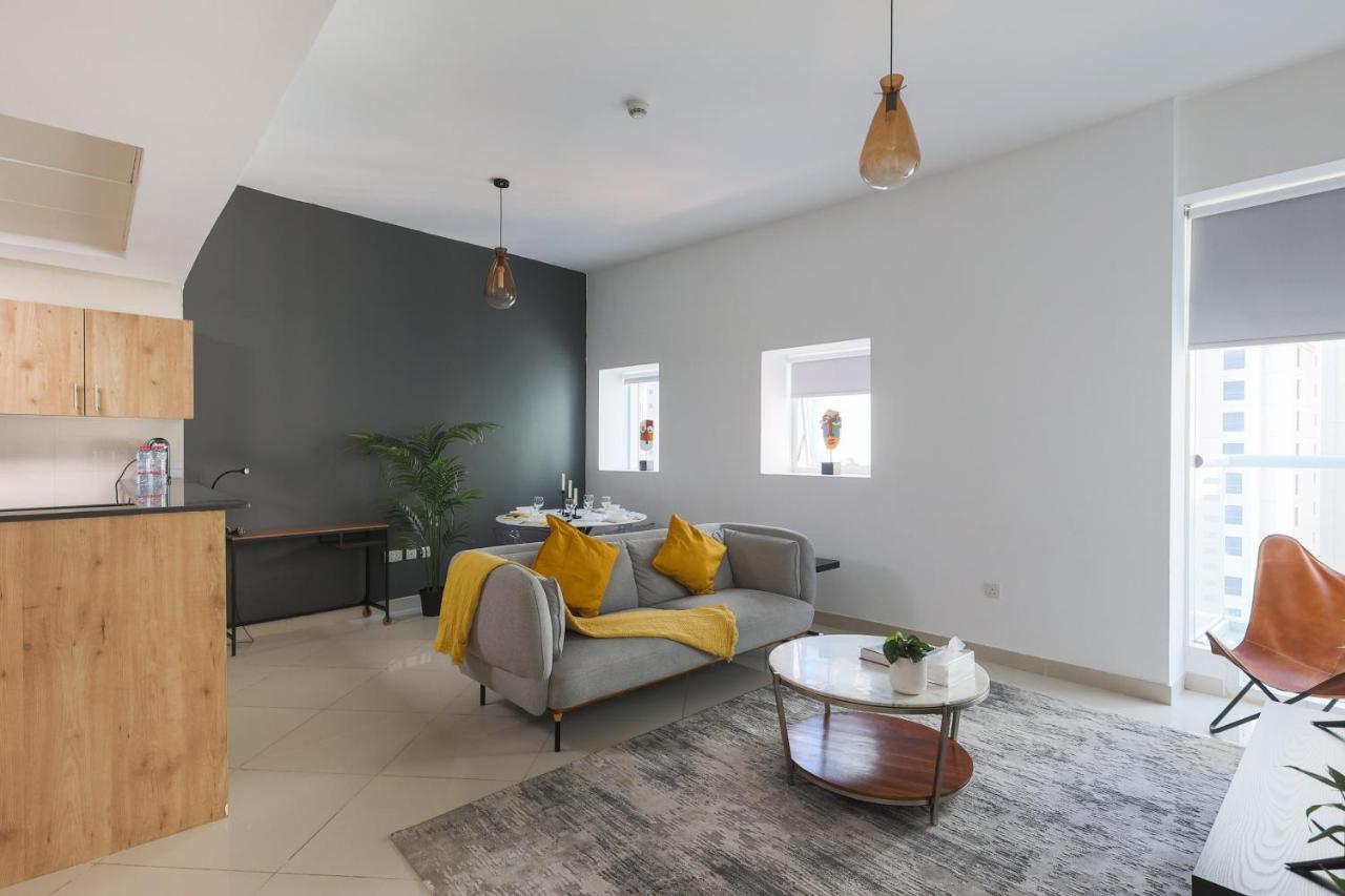 Casa de férias Enticing Space With Marina View Near The Beach!