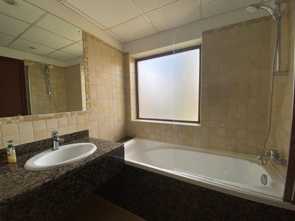 Al Mashreq Huge 2 Bedroom Rimal 1 * Dubai