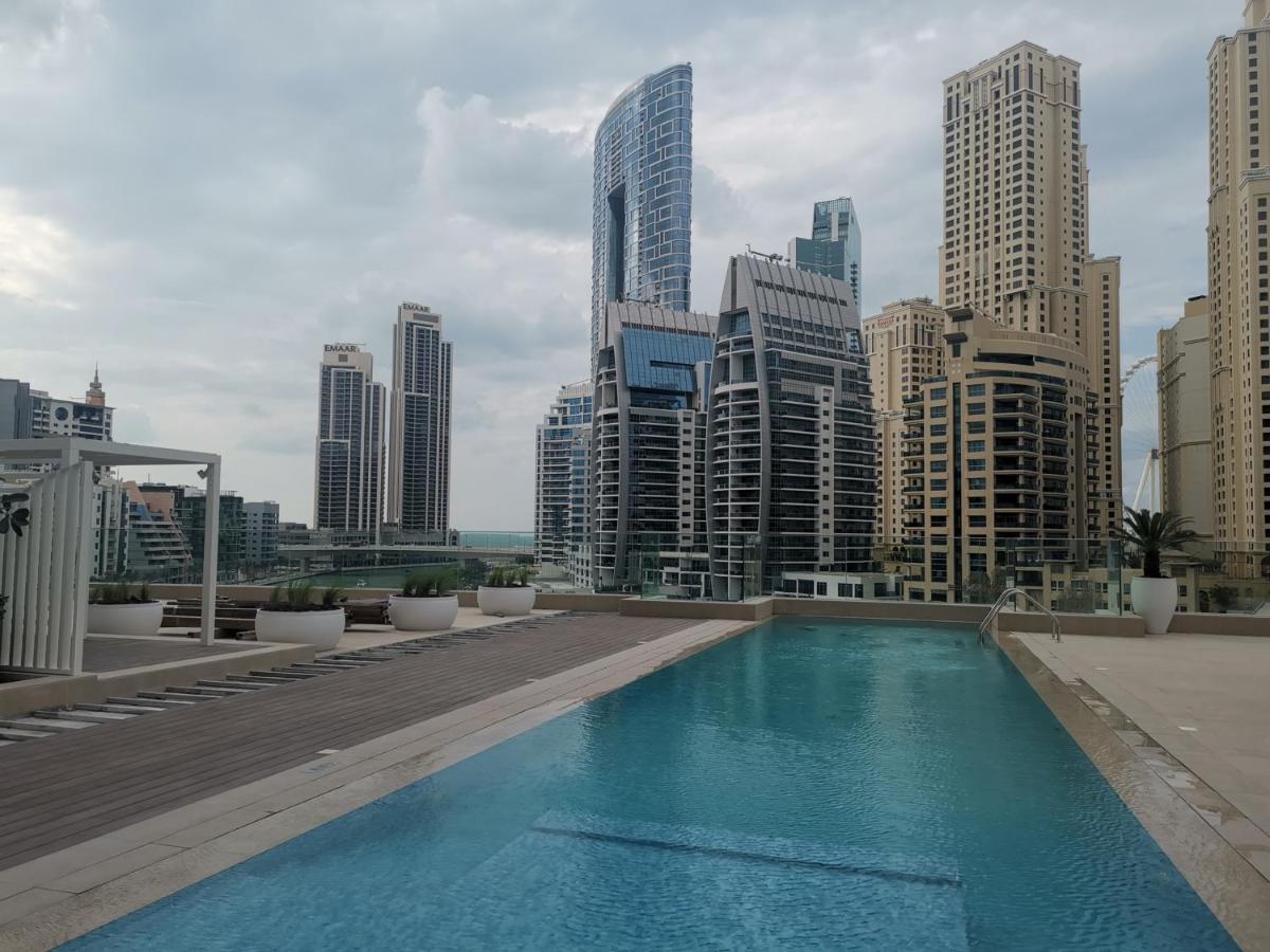 Apartment Vacay Lettings - Waterfront Luxury With Full Marina View Dubai