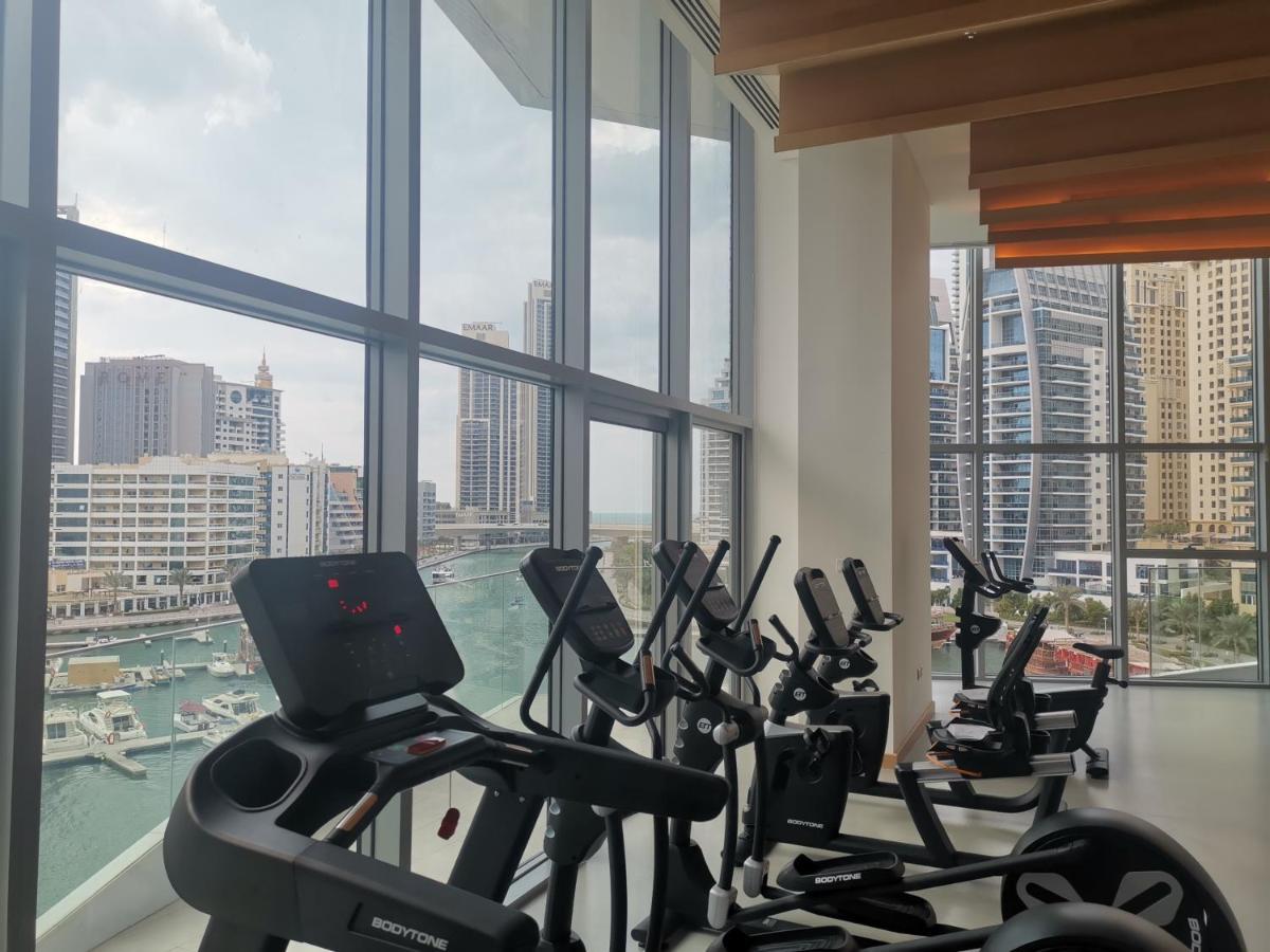Apartment Vacay Lettings - Waterfront Luxury With Full Marina View *