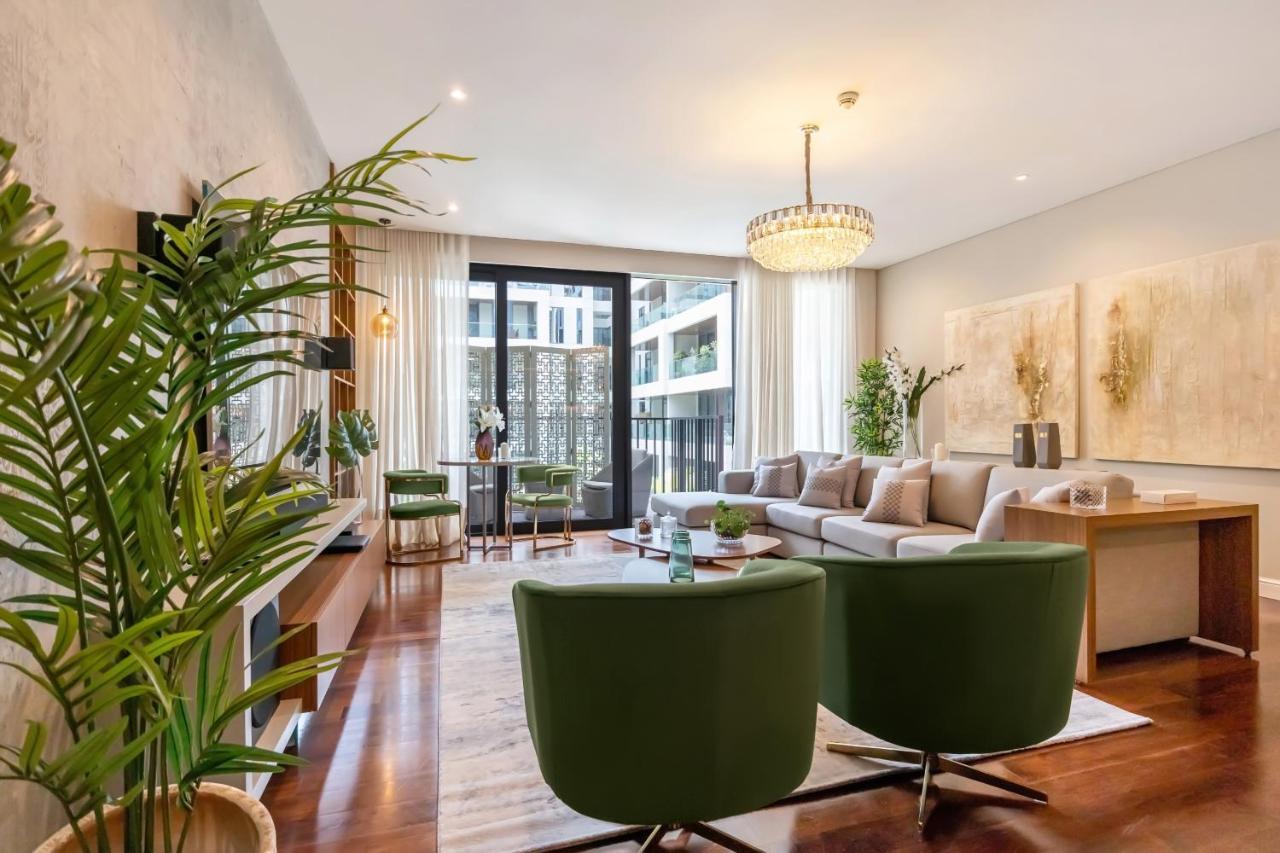Apartment Fam Living - Walk - Luxe Interiors Dubai
