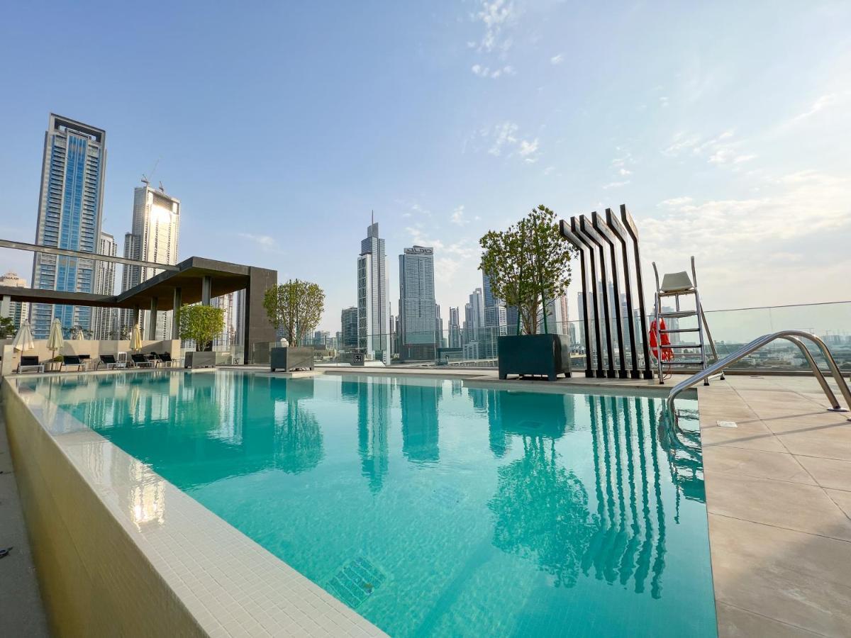 Fam Living - Walk - Luxe Interiors * Dubai