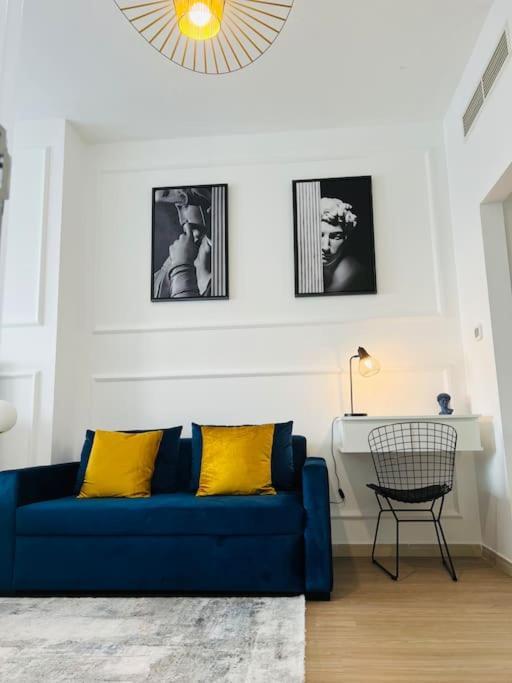 Apartment Greek Gods Luxury Jlt 1bhk With Stunning View Close To Metro