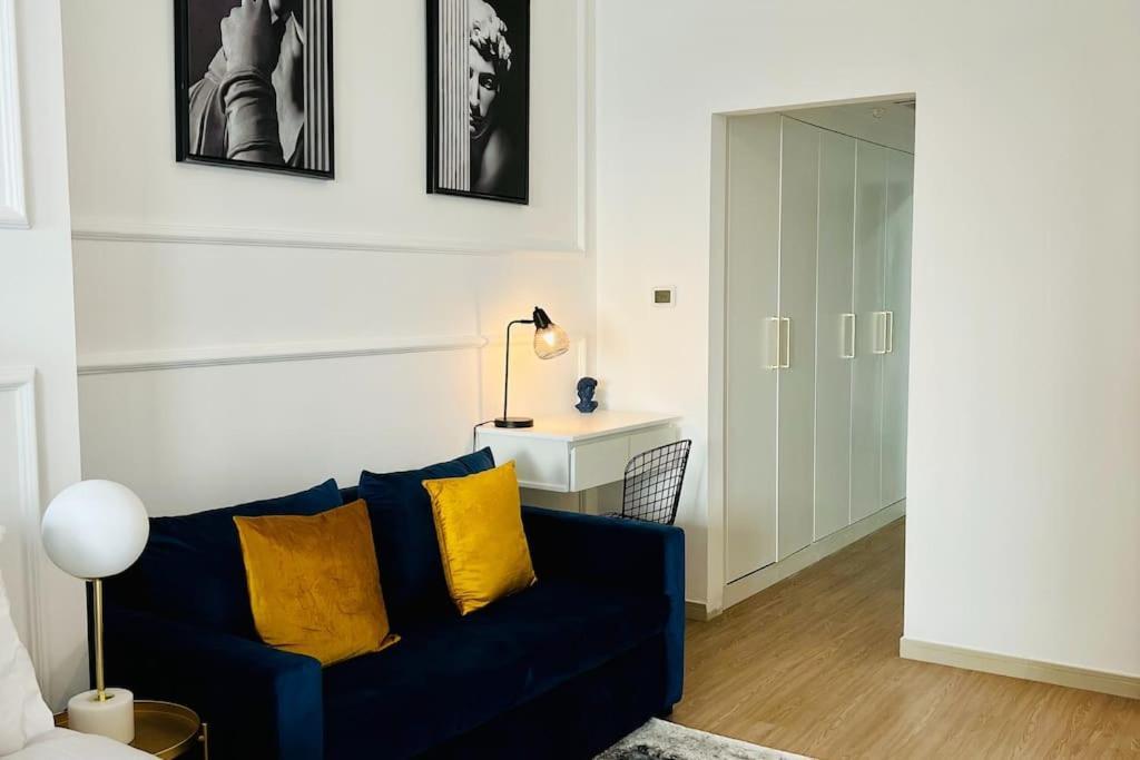Greek Gods Luxury Jlt 1bhk With Stunning View Close To Metro *