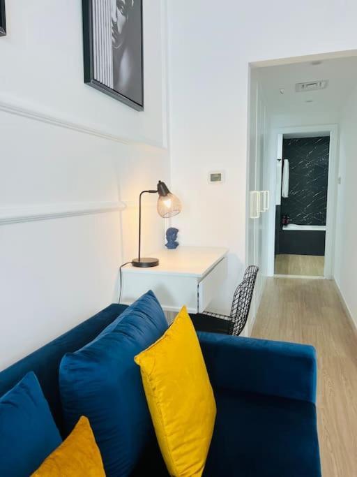 Greek Gods Luxury Jlt 1bhk With Stunning View Close To Metro Apartment Dubai