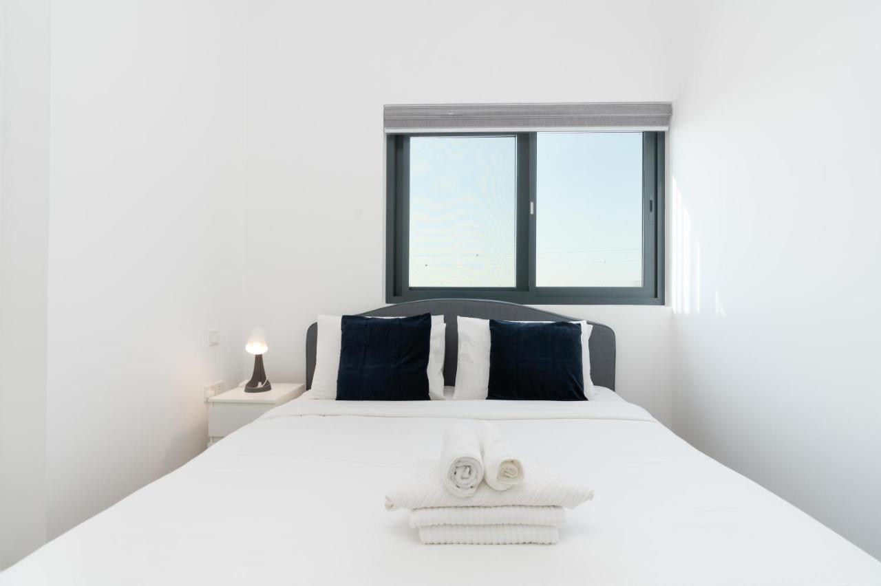 Lux Bnb Nook -2 I City Views Apartment *