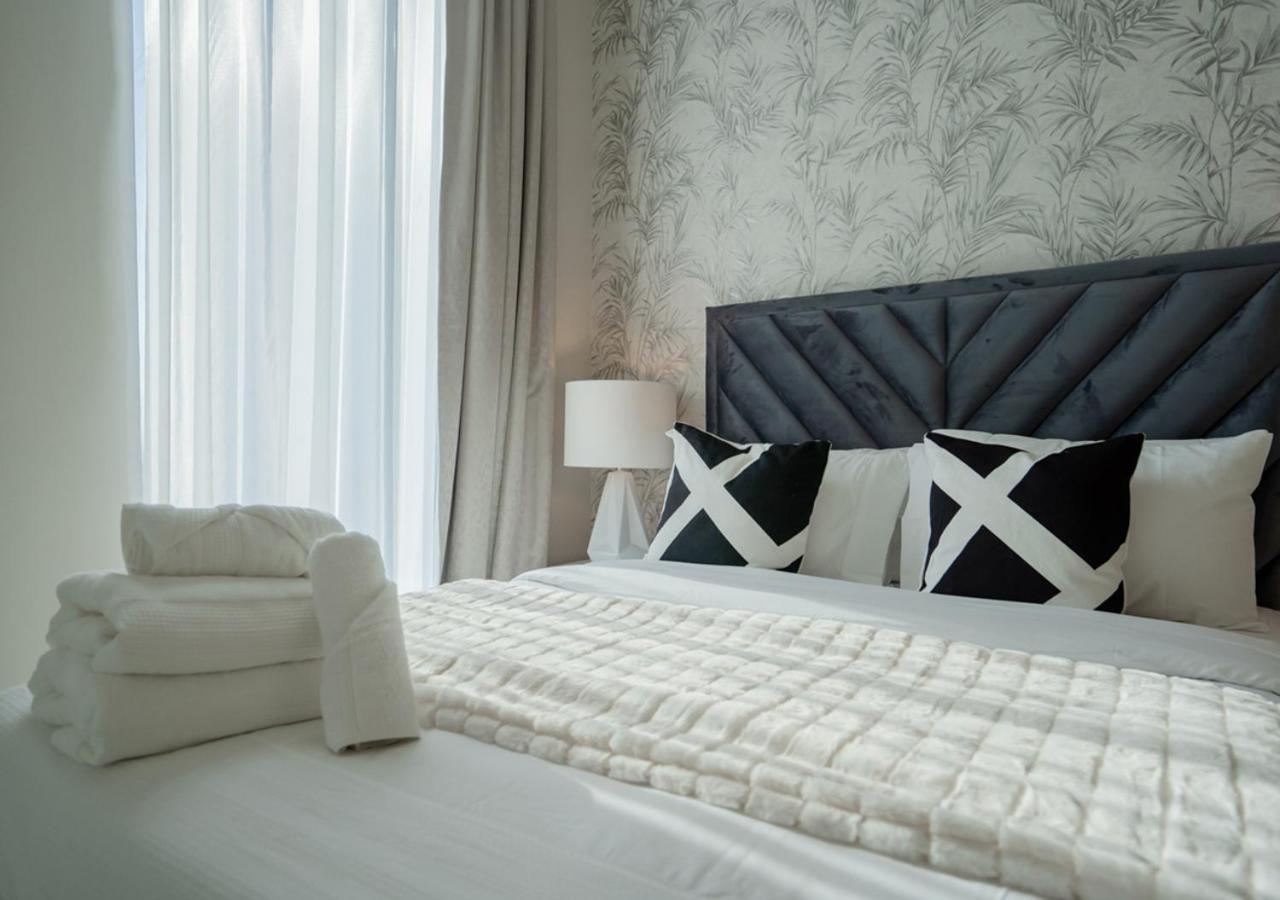 Nasma Luxury - Harbour Gate Tower 1 Daire *