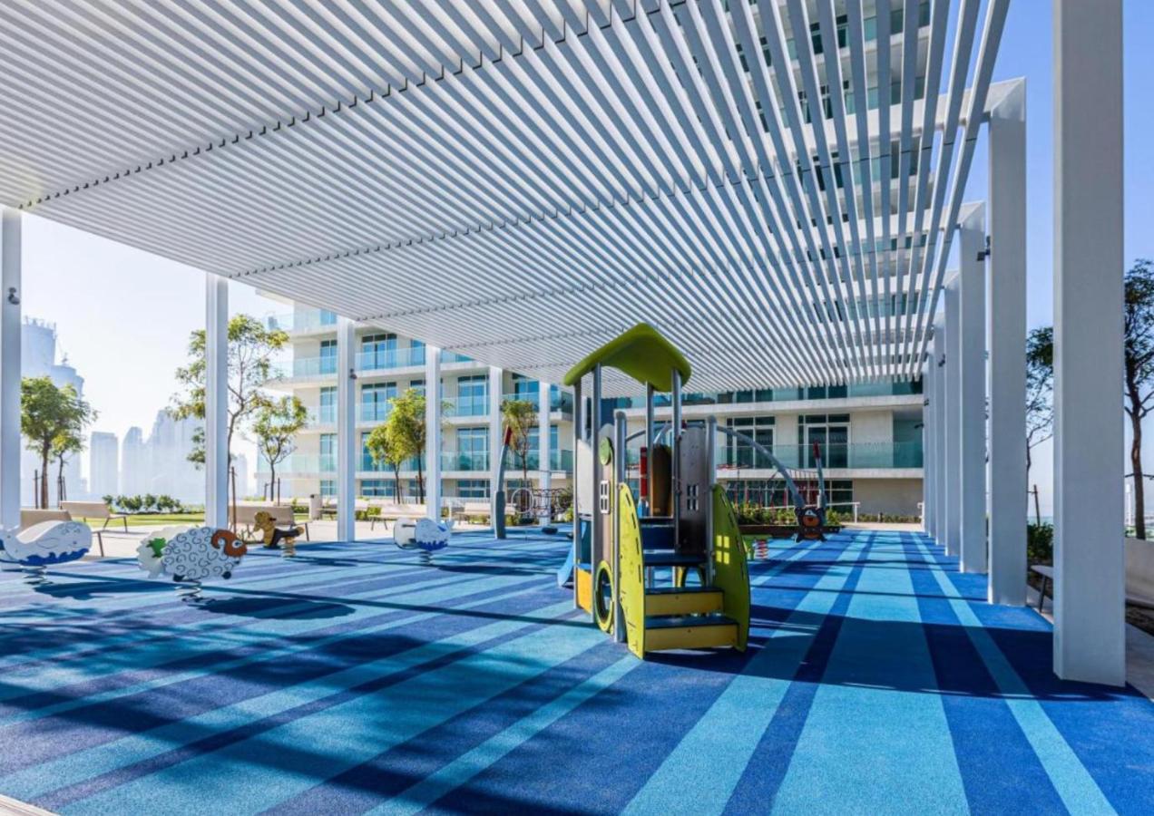 Ultra Luxury Emaar Beachfront - Private And Pool Apartment *