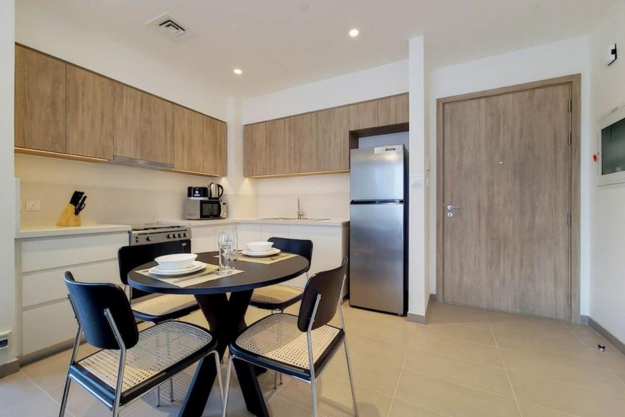 Park Ridge Executive Residences 2 - Trendy One Bedroom *