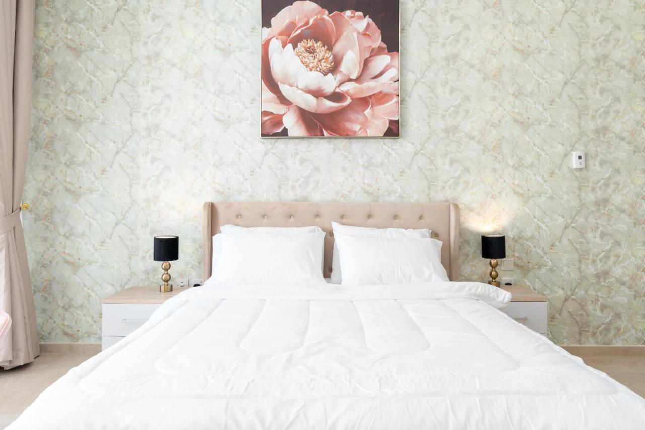 403, Avenue Residences 1 Daire *