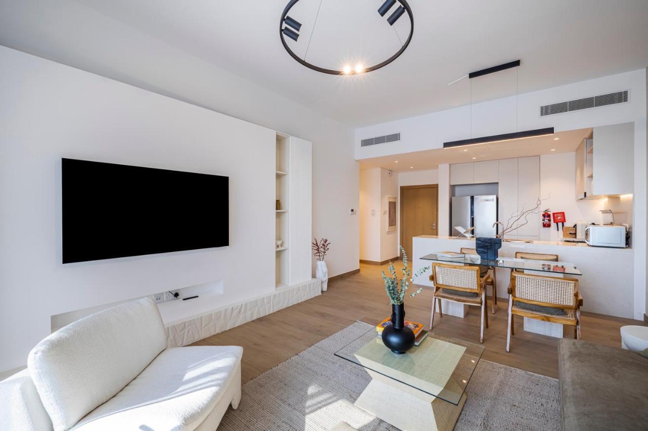 2br With Full Sea View Le Pont B3 La Apartment *
