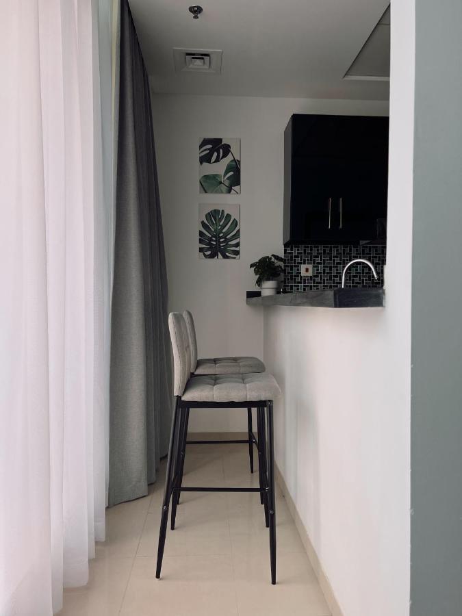 Apartamento Stylish 2 Bdr In Marina & Beach Access Available