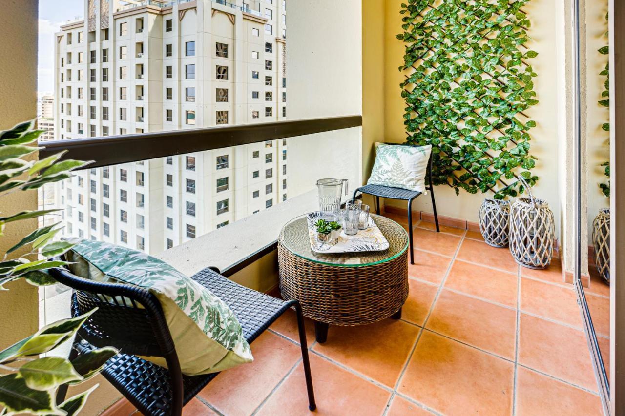 Big Sea View In Jbr Apartment *