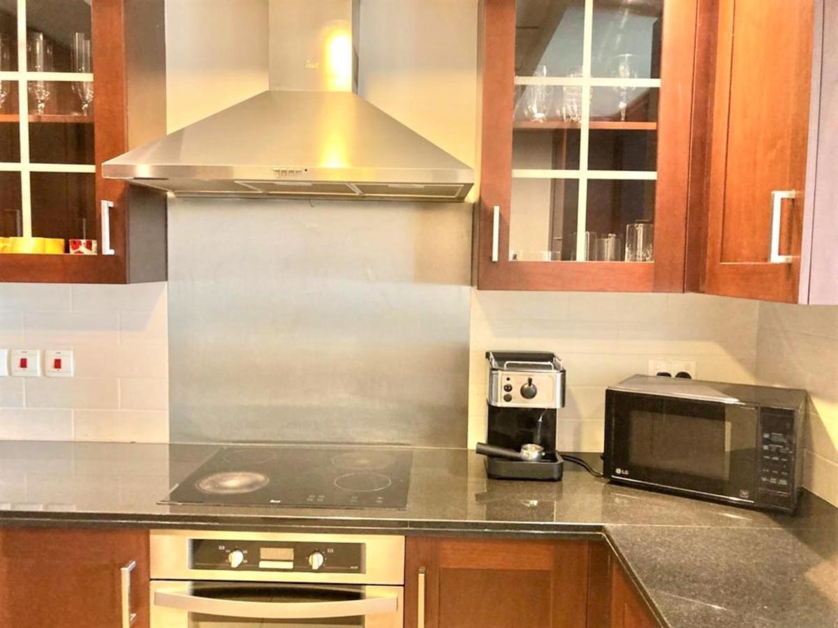 Stunning Downtown With Balcony Apartamento Dubai