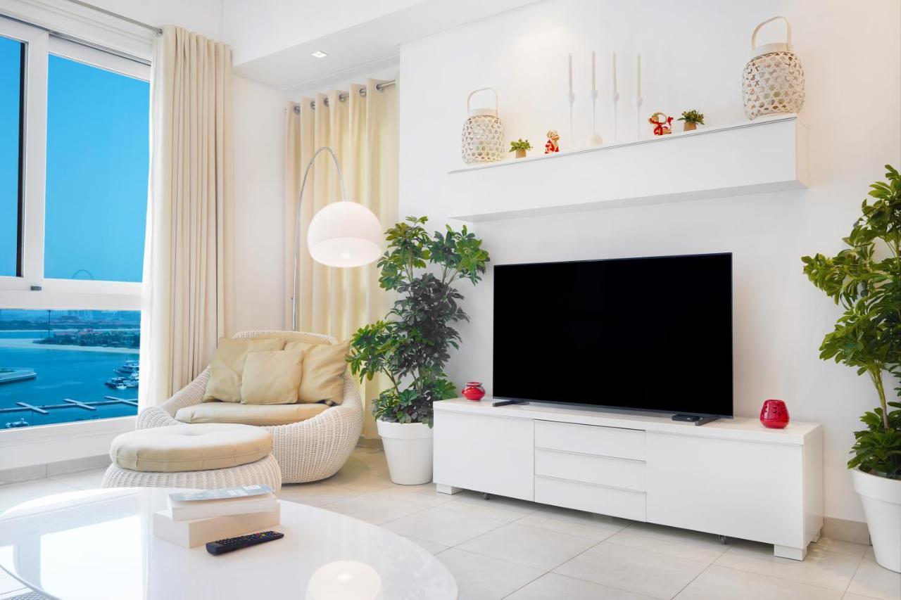 Daire Maison Privee - Modern And Airy 2br In Palm Jumeirah Dubai