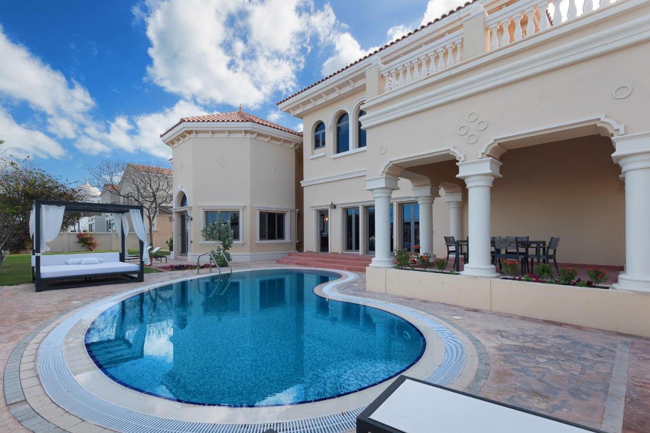 Maison Privee - Palm Jumeirah Front Xl With Private Pool * Dubai