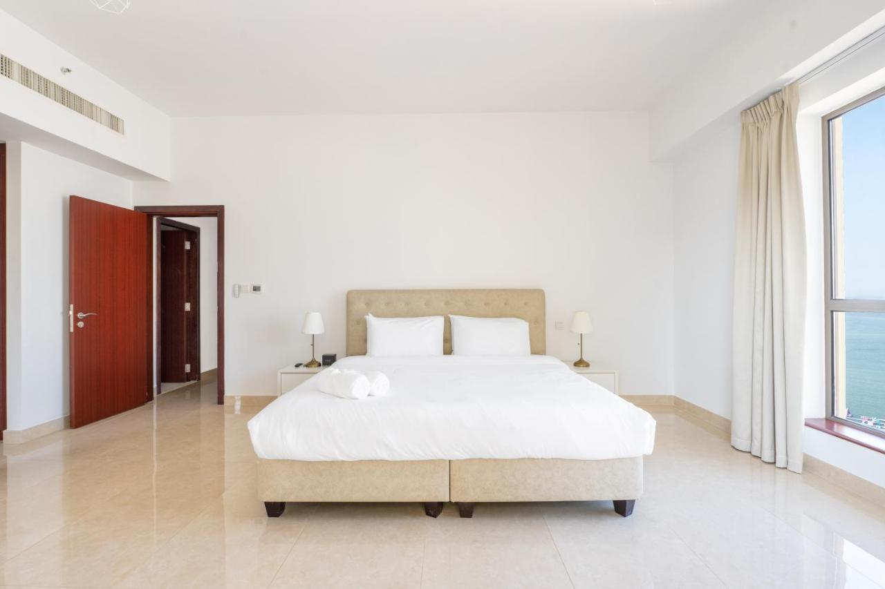 Apartment Deluxe Retreat In Jbr - Million Dollar View - Balcony Dubai