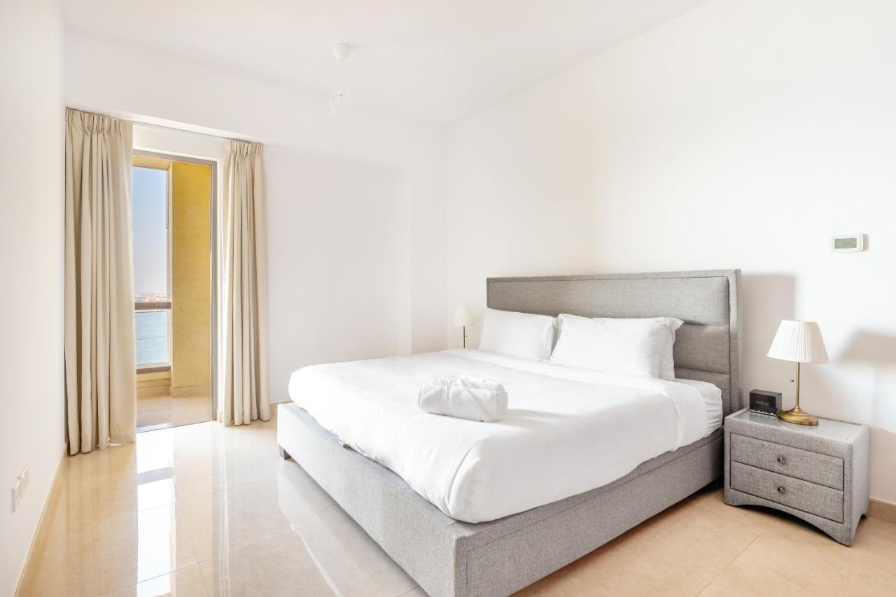 Apartment Deluxe Retreat In Jbr - Million Dollar View - Balcony Dubai