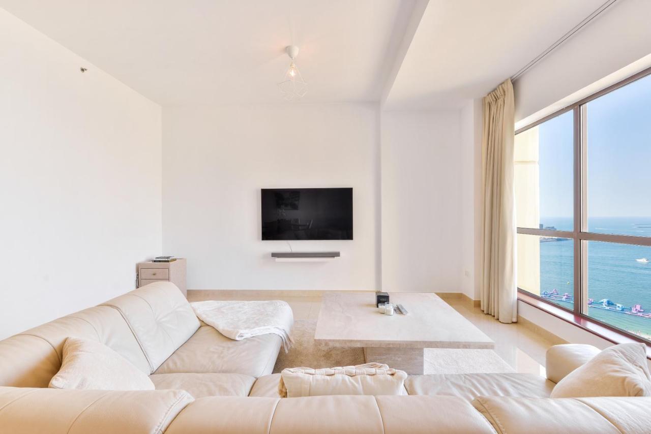 Apartment Deluxe Retreat In Jbr - Million Dollar View - Balcony Dubai