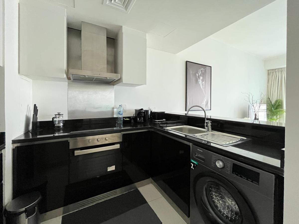 Trophy - Sparkling W Palm View With Direct Access To Marina Walk Daire *