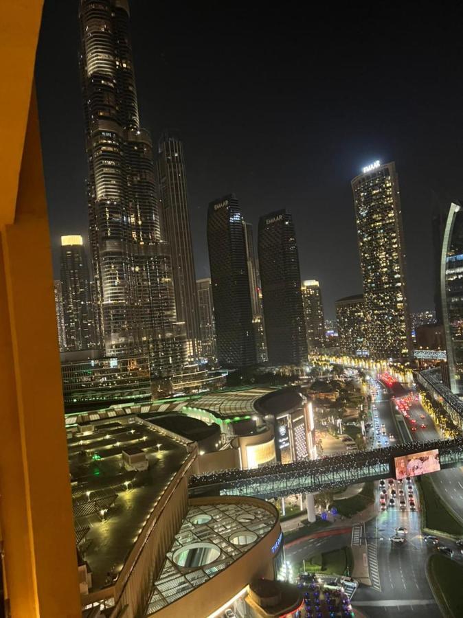 Apartment Address Mall Fashion Avenue 17 Floor Dubai
