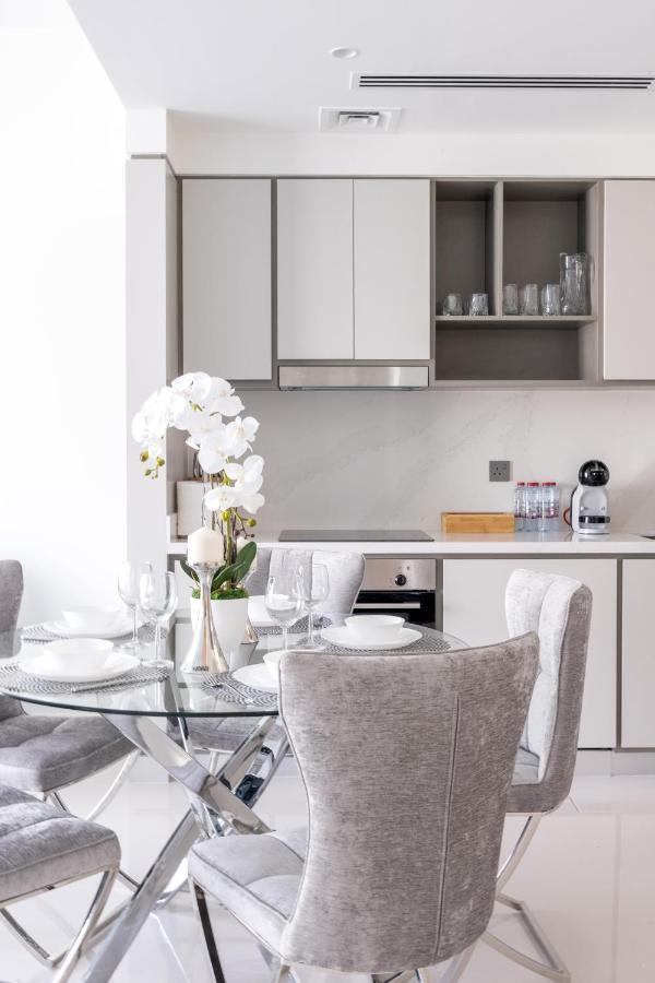 Apartment Ultra Luxury Emaar Beachfront - Private And Pool