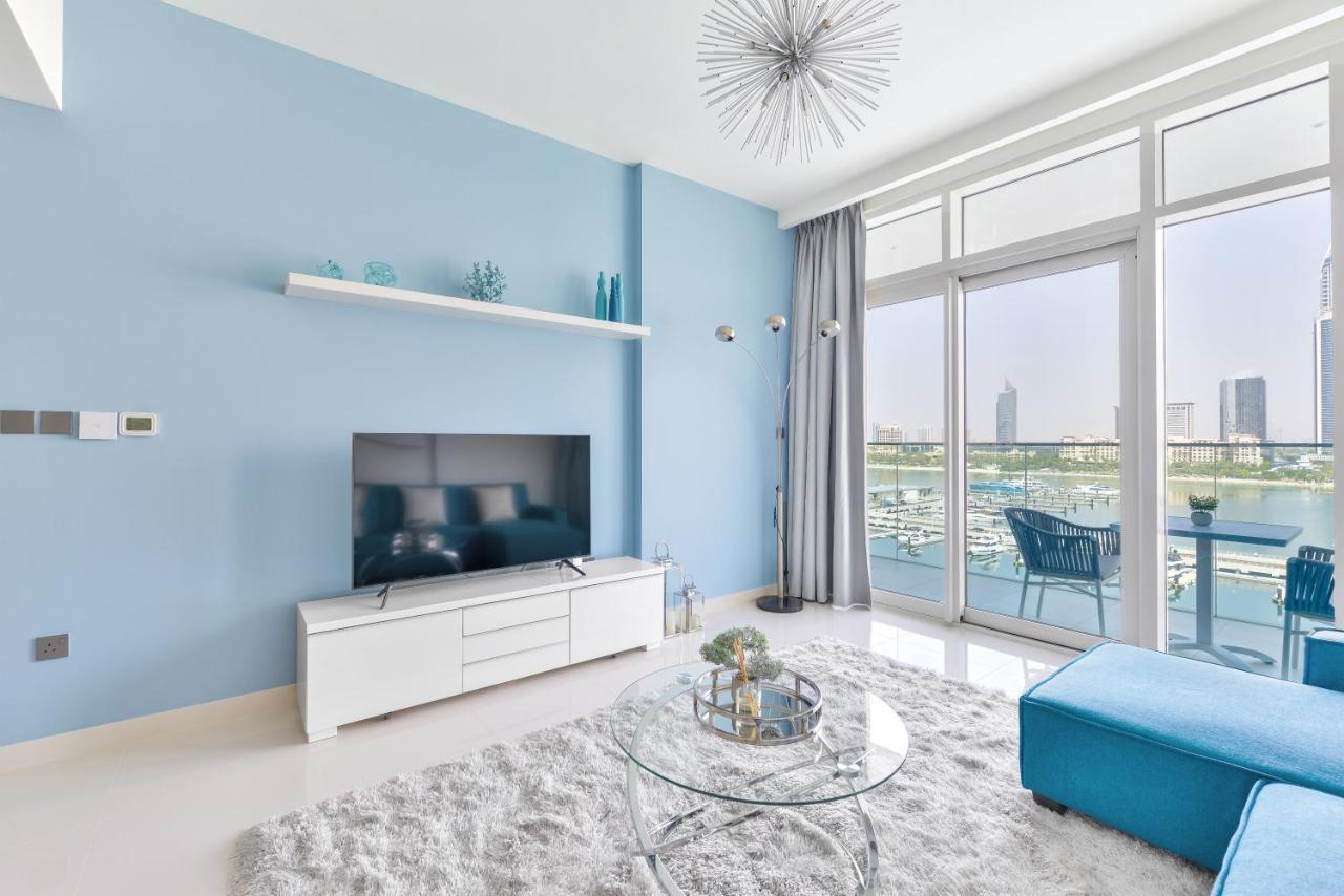 Ultra Luxury Emaar Beachfront - Private And Pool Apartment Dubai