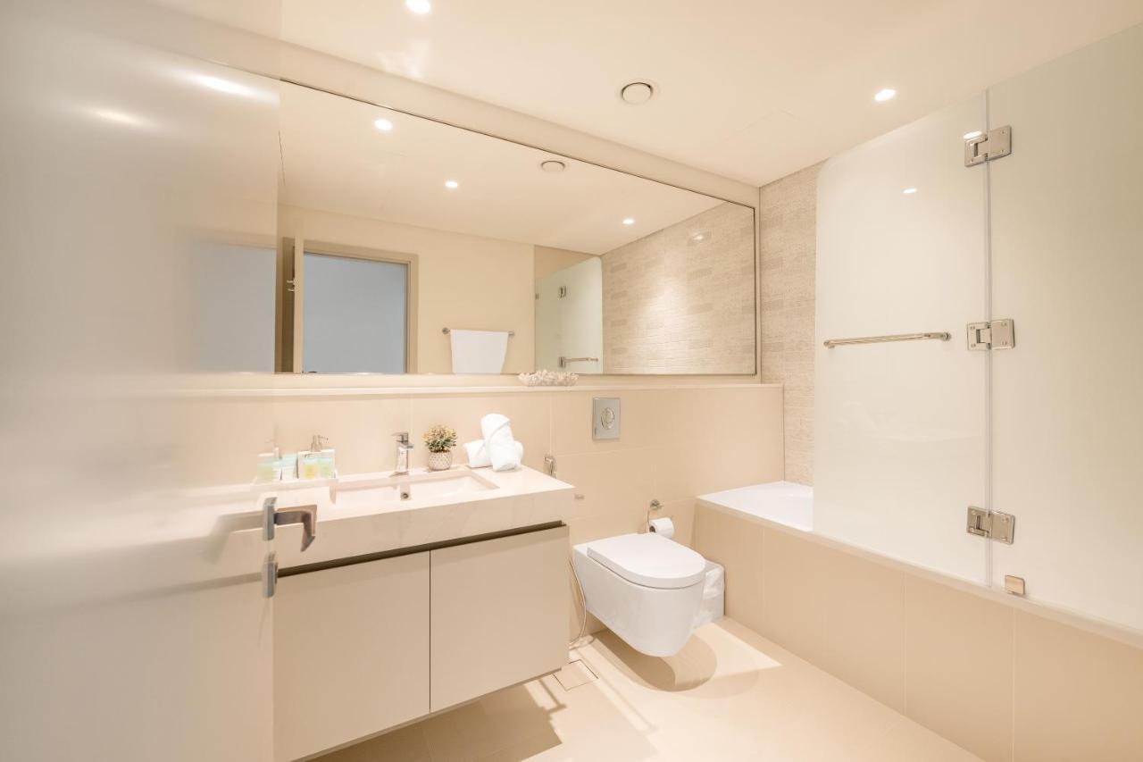 Ultra Luxury Emaar Beachfront - Private And Pool
