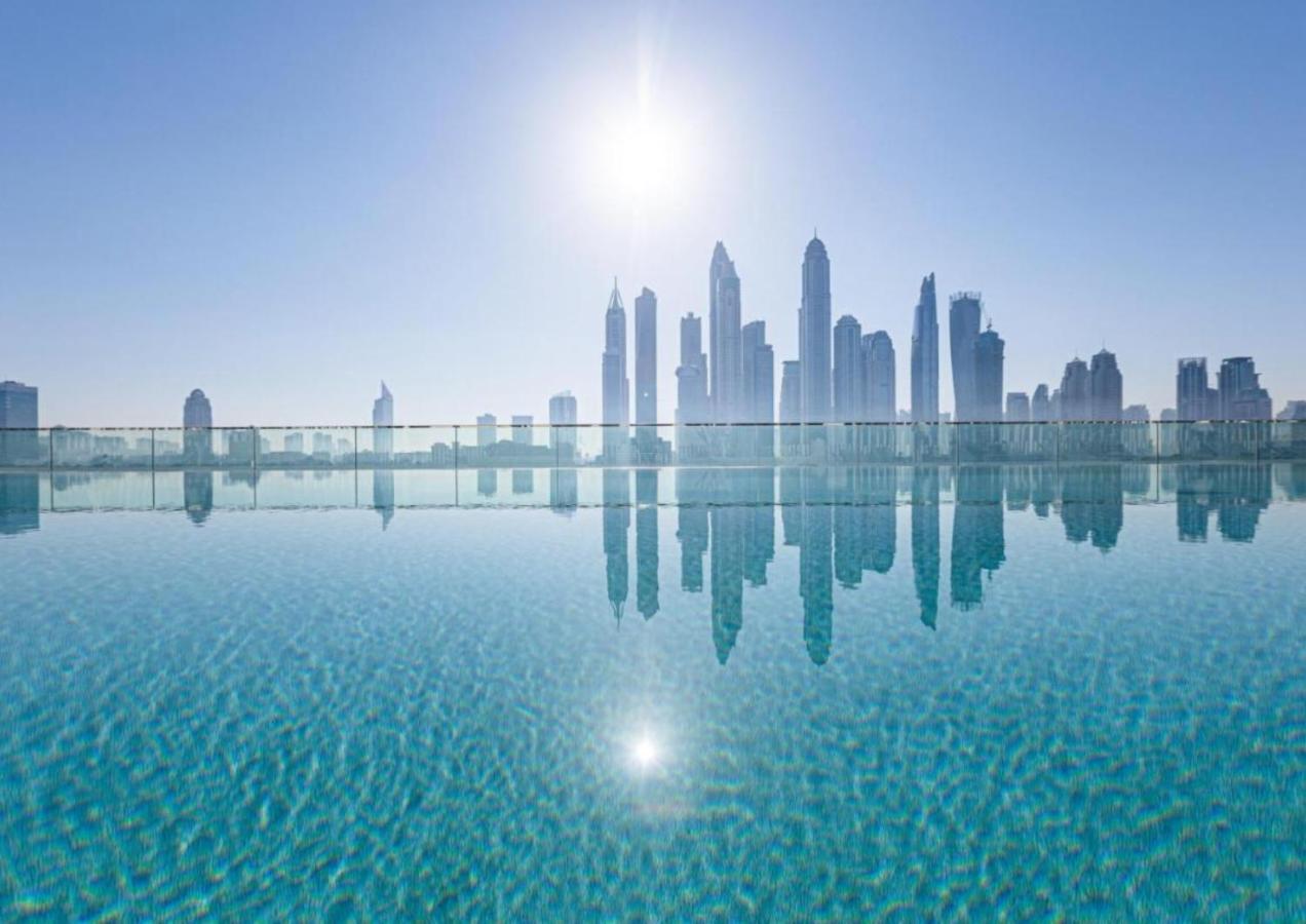 Ultra Luxury Emaar Beachfront - Private And Pool Apartment Dubai