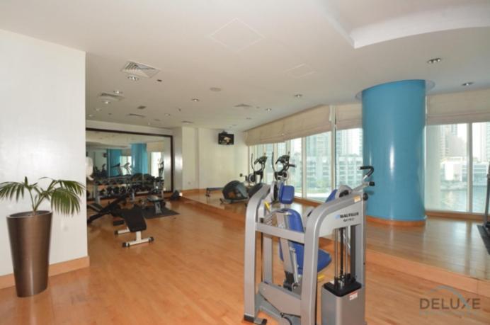 Distinguished 4br With 2 Assistant's At Marinascape Marina By Deluxe *